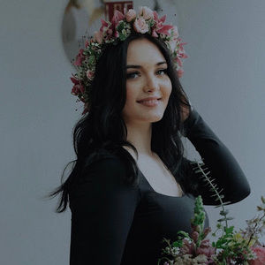 Meet your Posher, Harmony